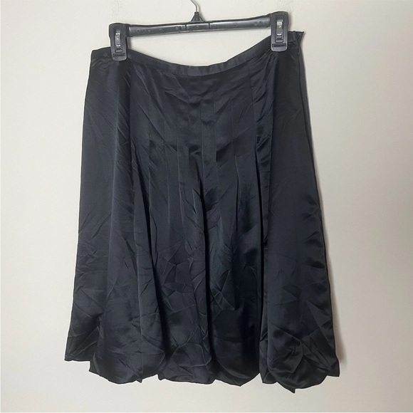 Ann Taylor Skirt Size 8 Pleated Flouncy Shiny Black Side Zip Dressy Silk Wool - Picture 4 of 6